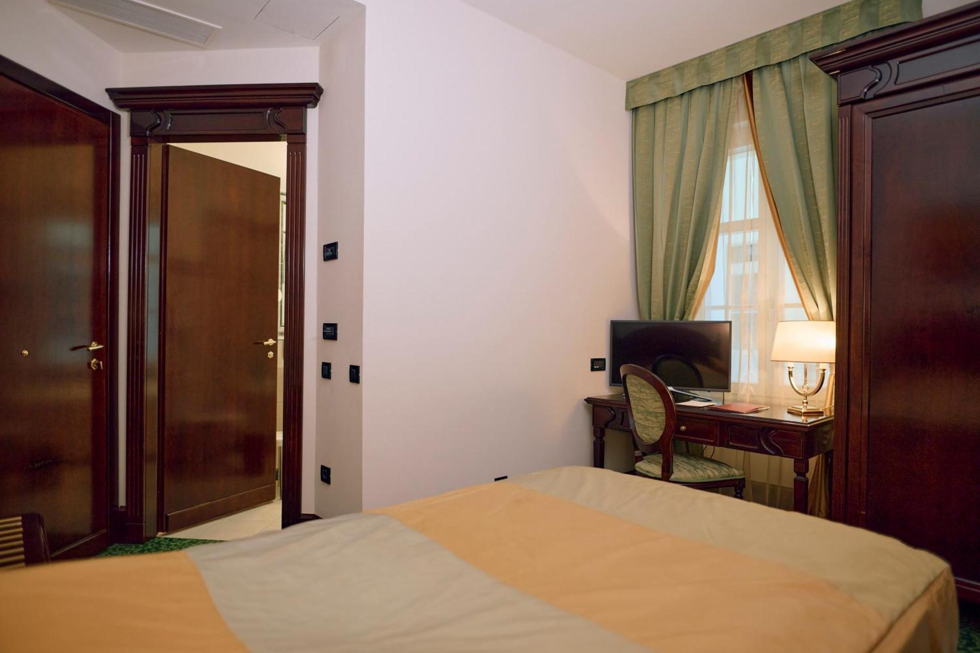 Arbiana Heritage Hotel Rab Town Phòng bức ảnh