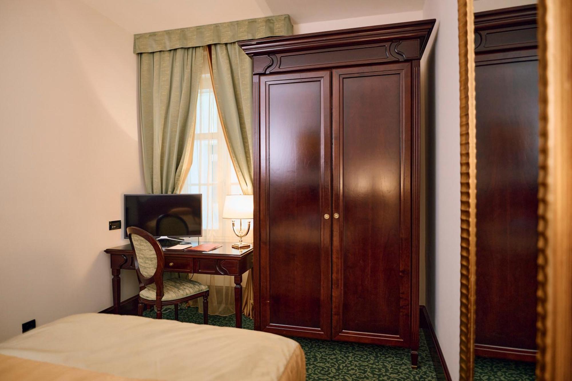 Arbiana Heritage Hotel Rab Town Phòng bức ảnh